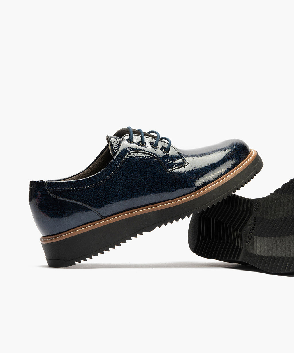 Blucher en Charol con cordones de mujer color marino