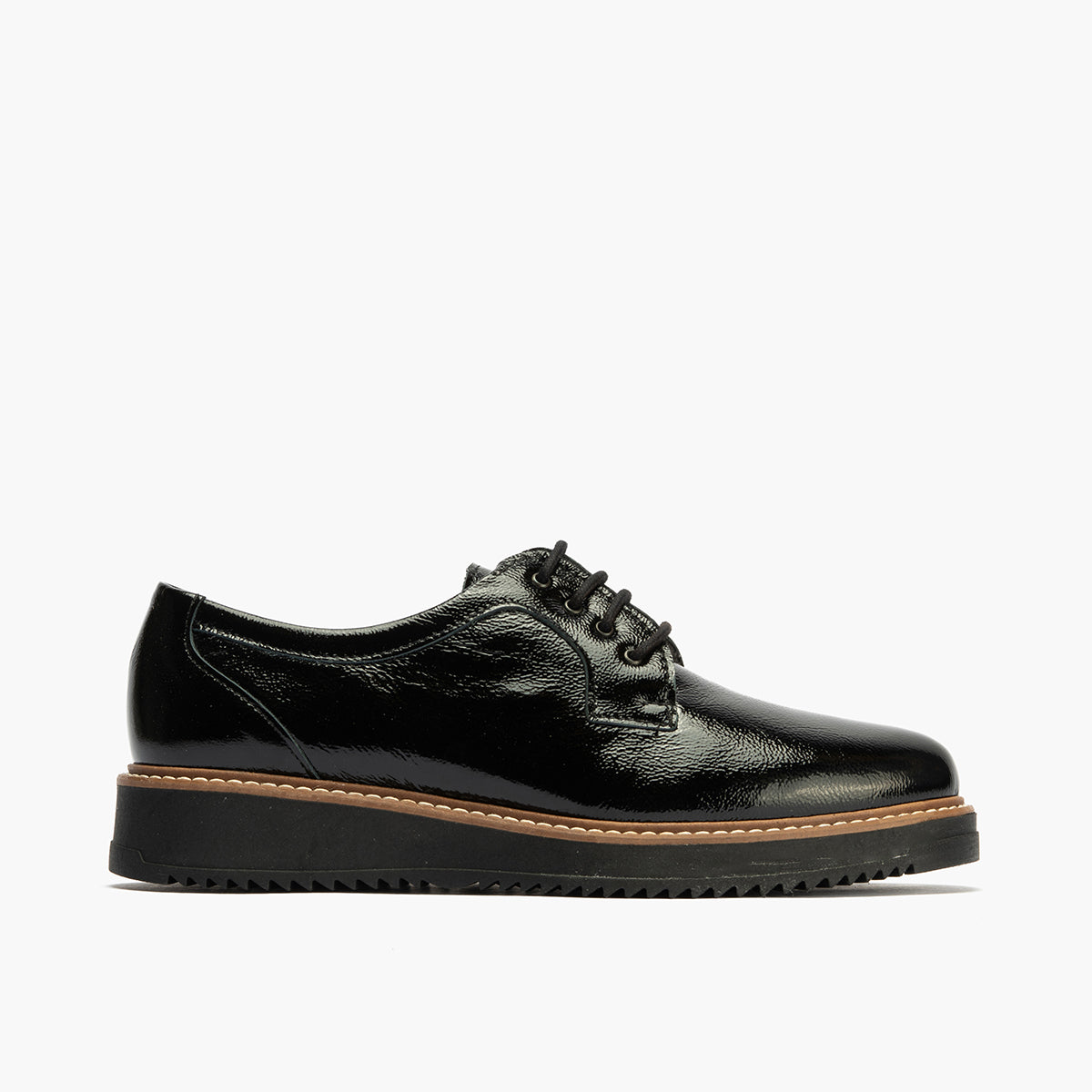 Blucher en Charol con cordones de mujer color negro