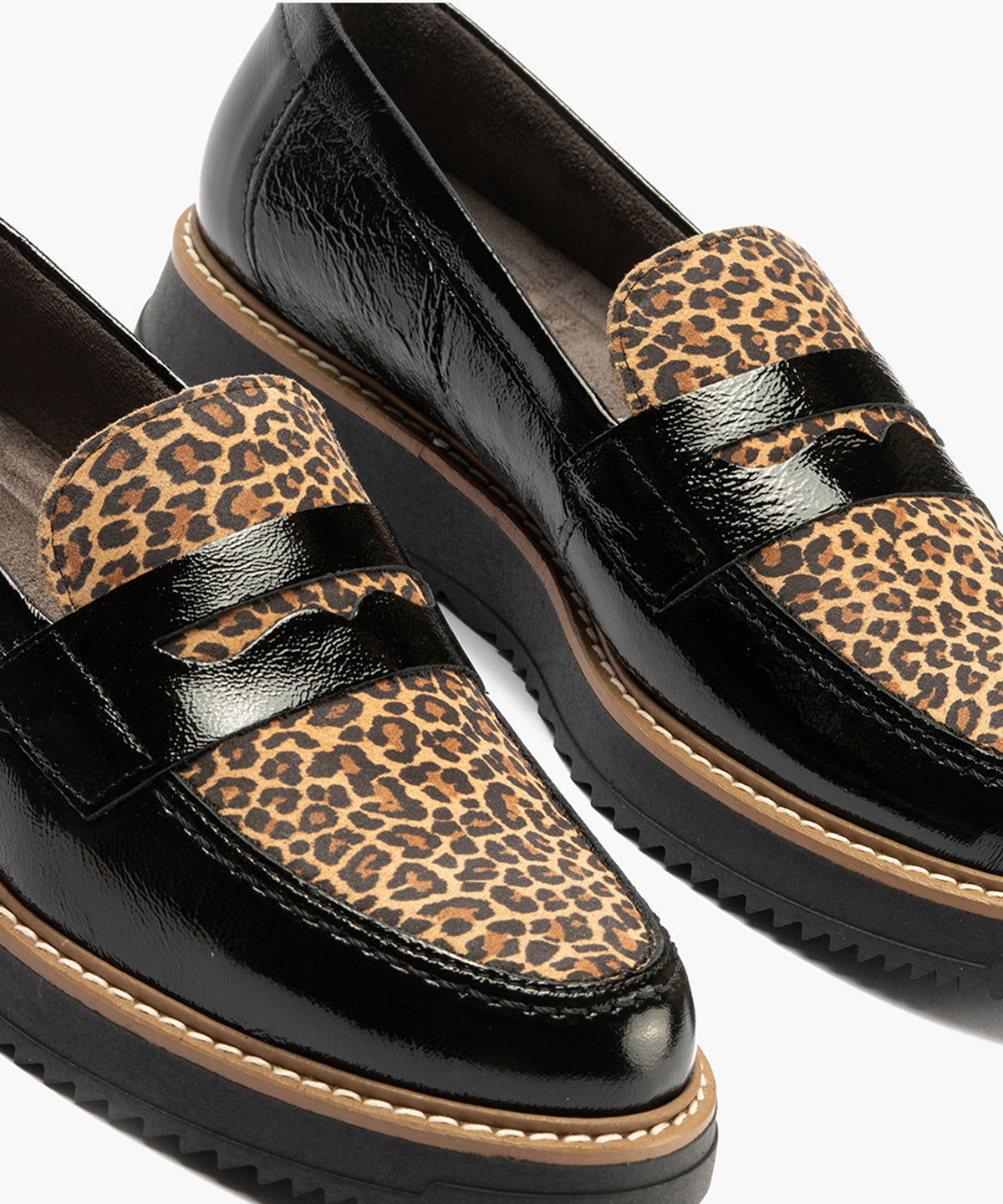 Mocasín Combinado Leopardo de mujer color negro