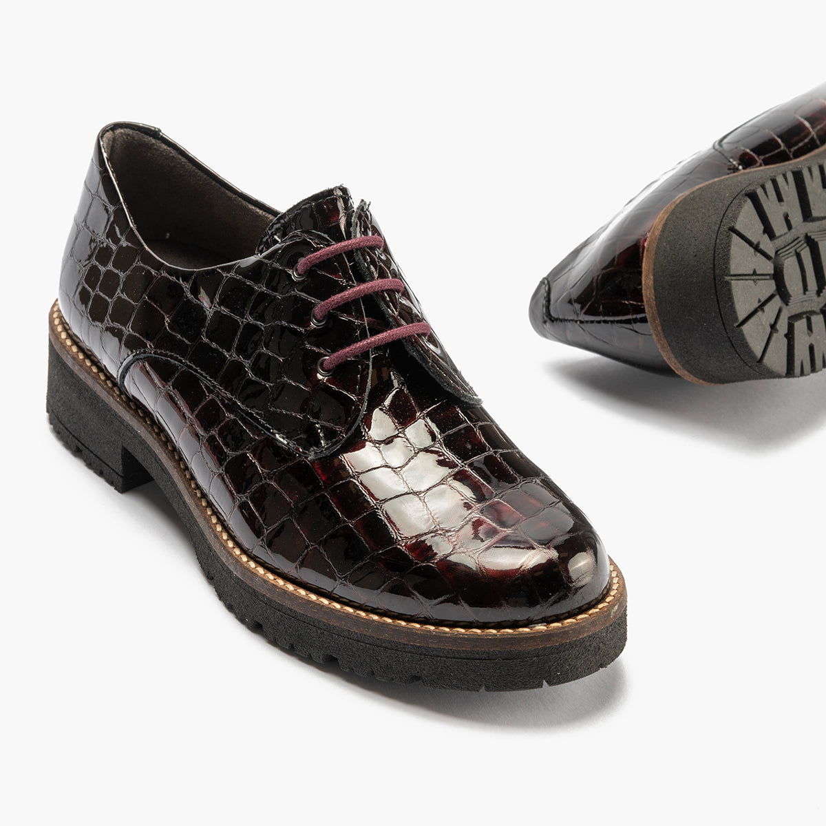 Blucher en Coco con cordones de mujer color burdeos