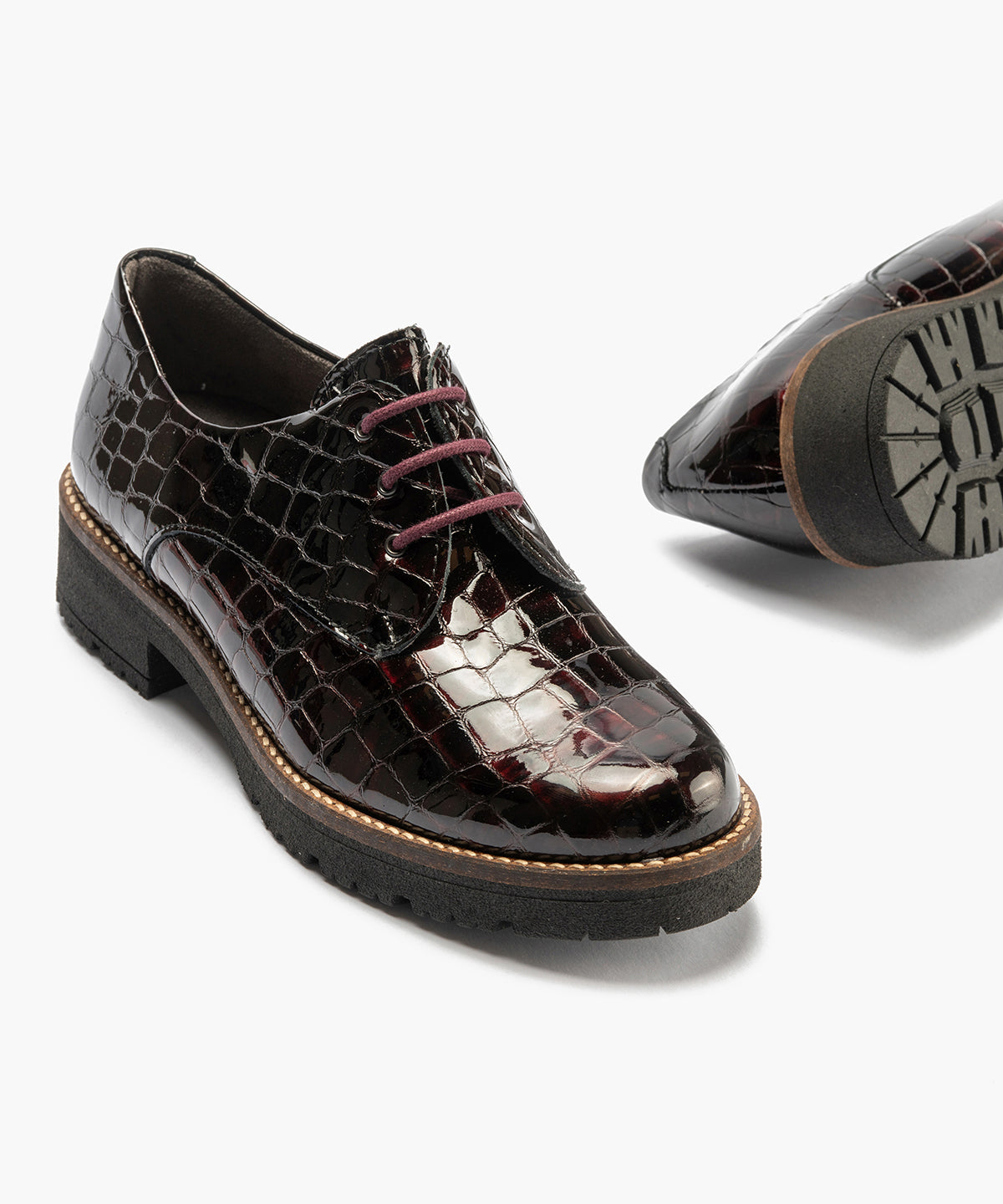 Blucher en Coco con cordones de mujer color burdeos