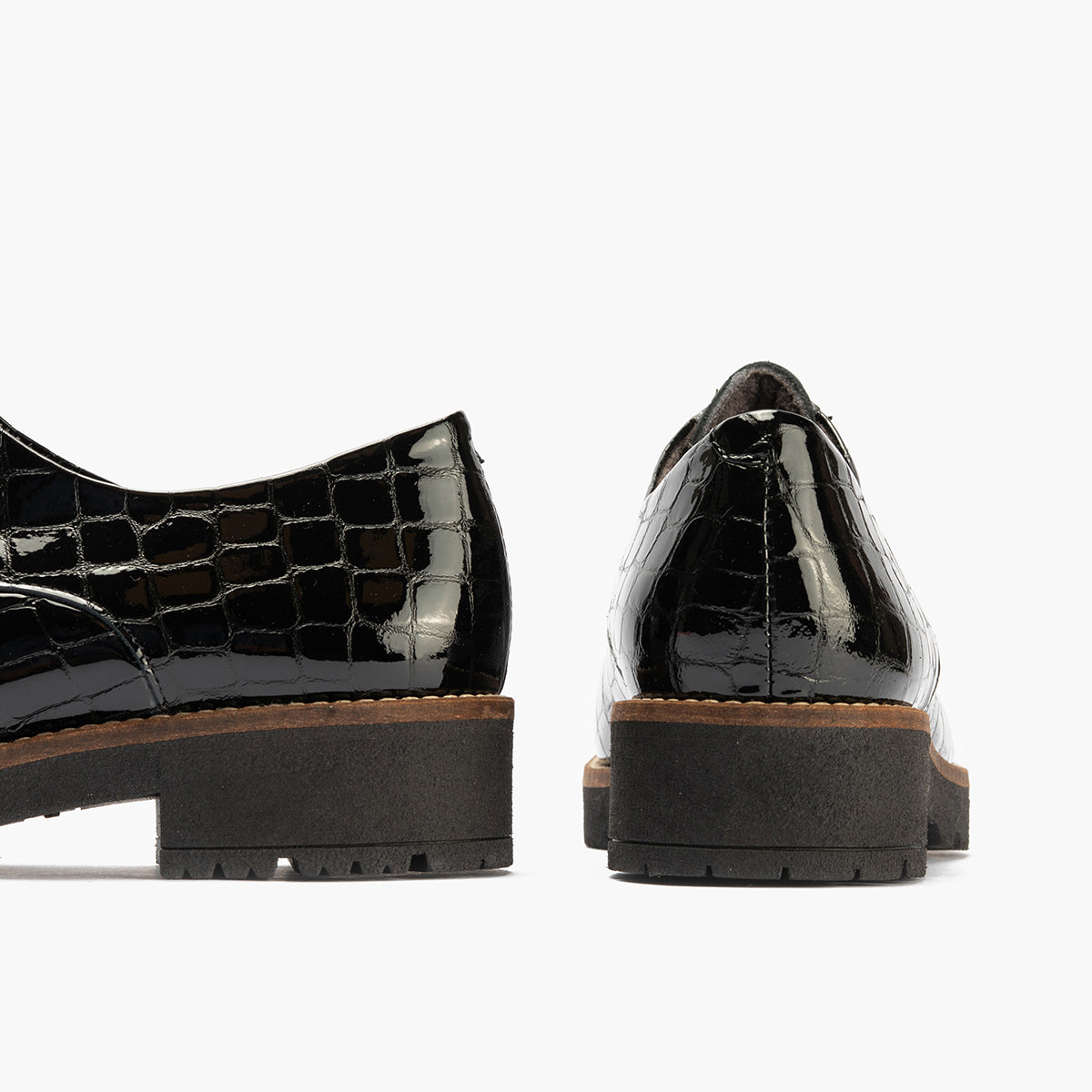 Blucher en Coco con cordones de mujer color negro