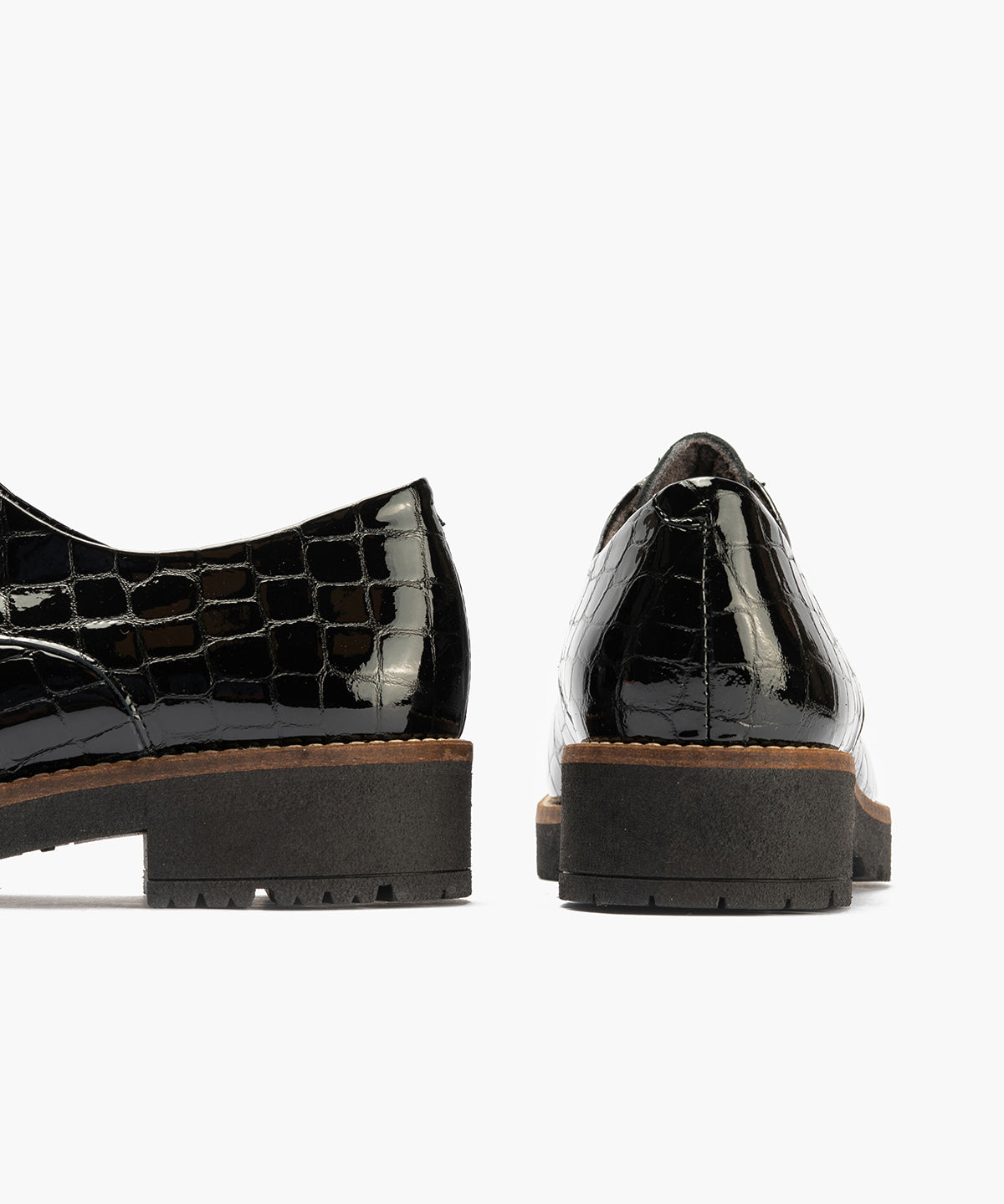 Blucher en Coco con cordones de mujer color negro