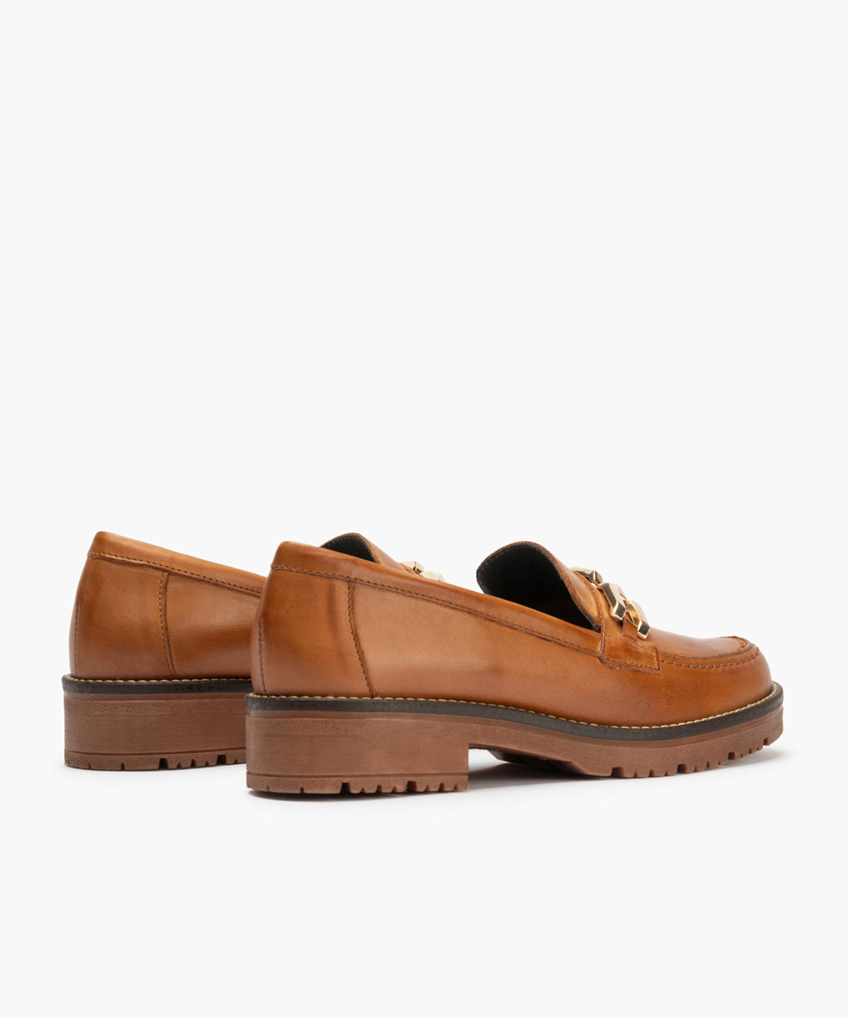 Mocasín en Napa con adorno de mujer color cuero