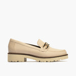 Mocasín en Napa con adorno de mujer color piedra