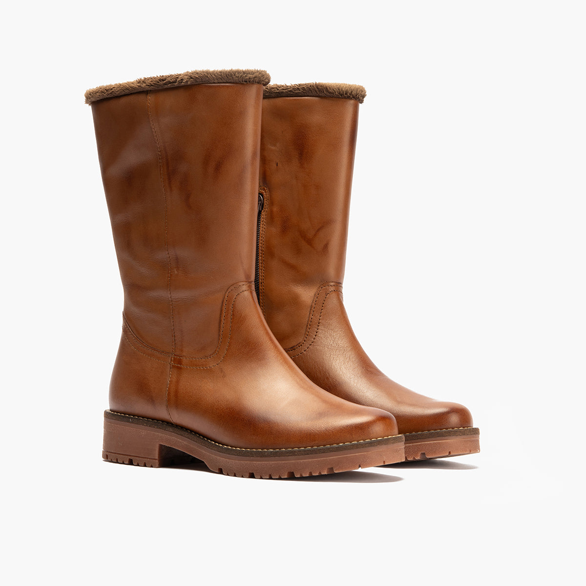 Bota con borrego de mujer color cuero
