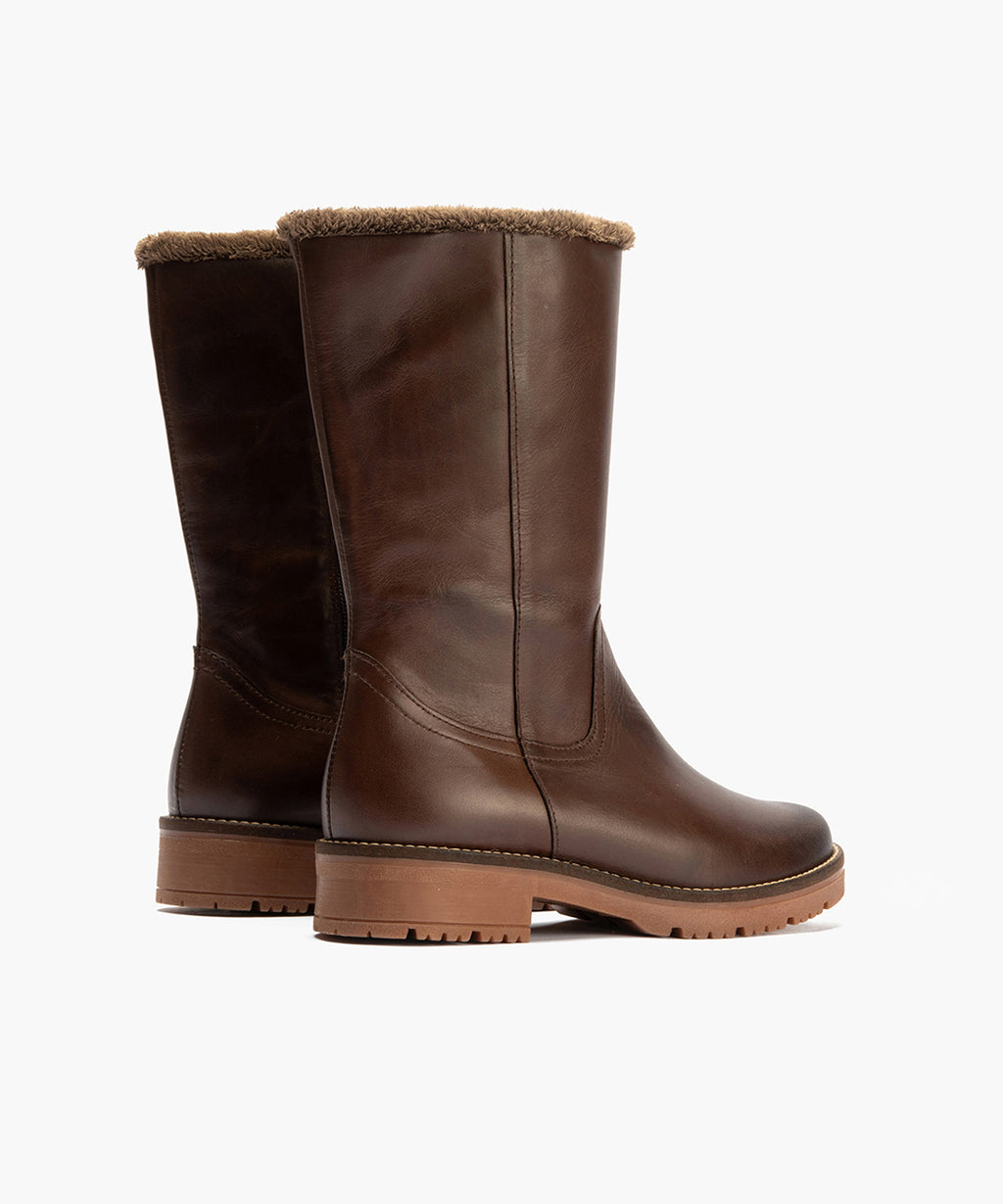 Bota con borrego de mujer color marron