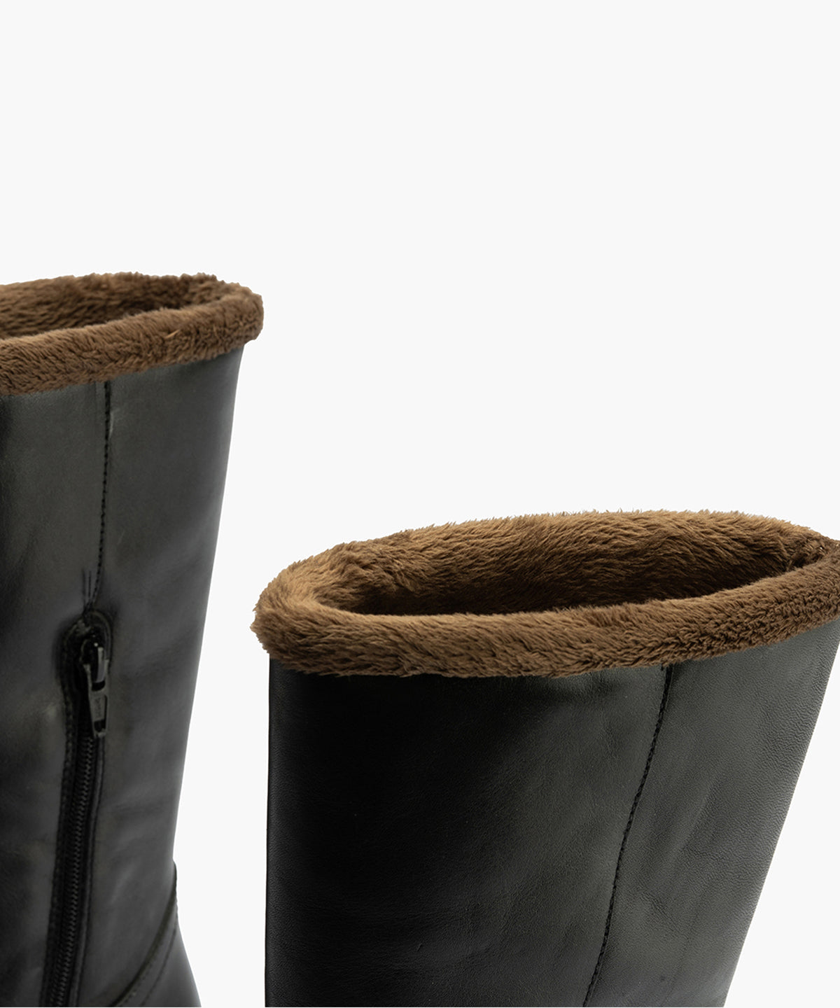 Bota con borrego de mujer color negro
