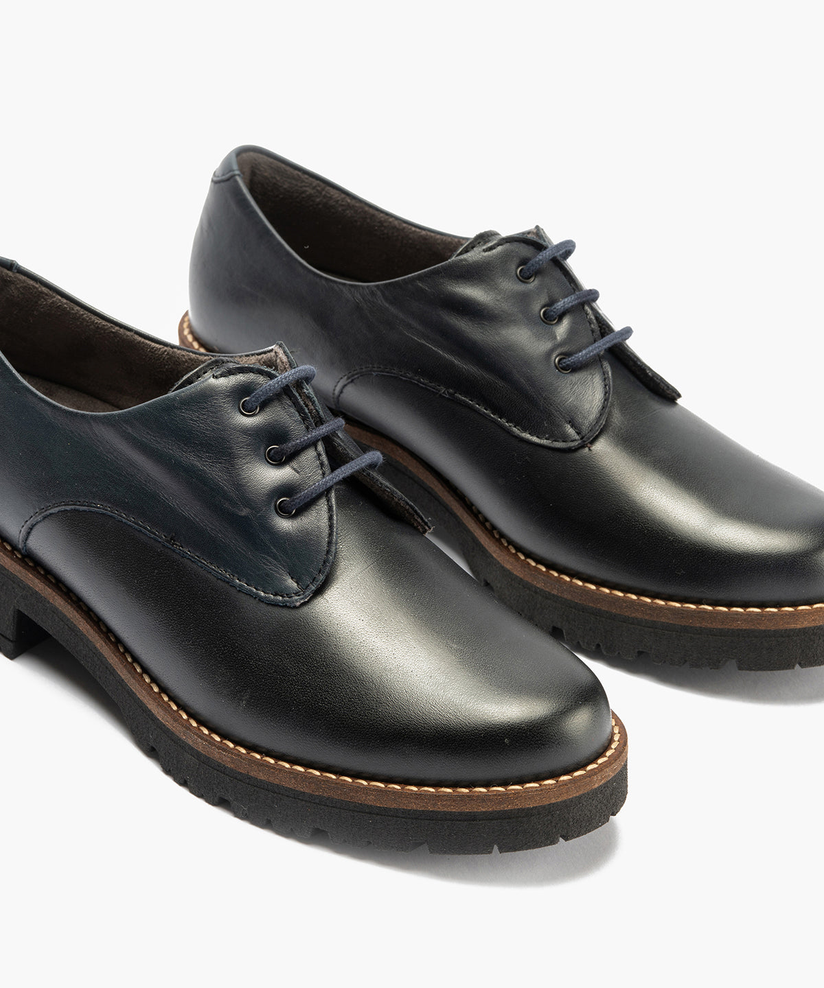 Blucher en Napa con cordones de mujer color marino