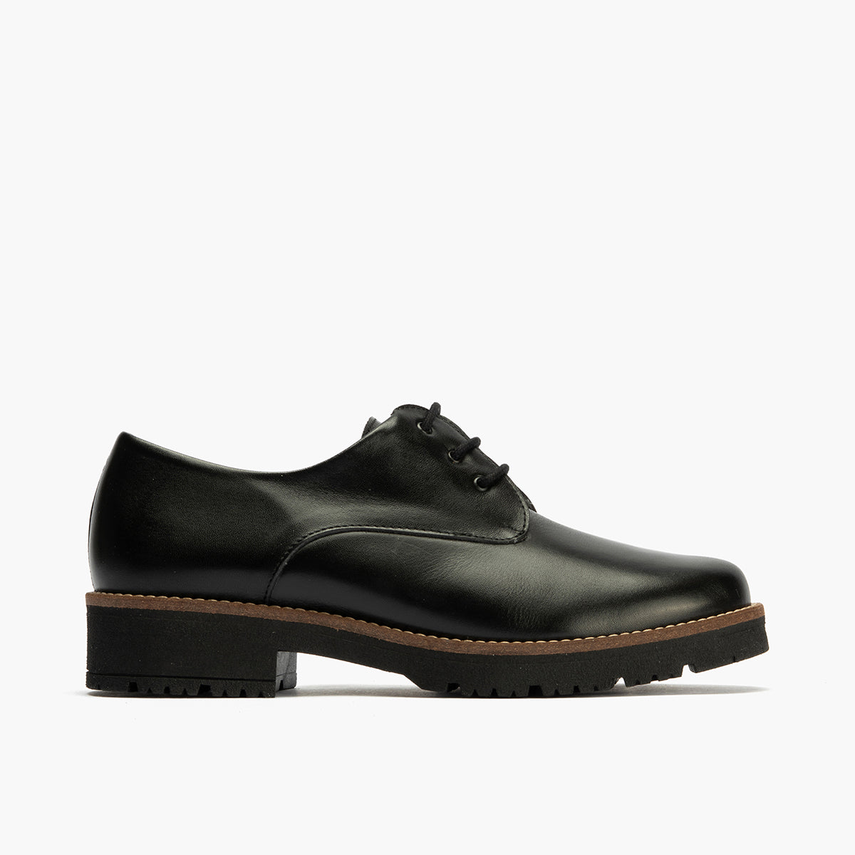 Blucher en Napa con cordones de mujer color negro