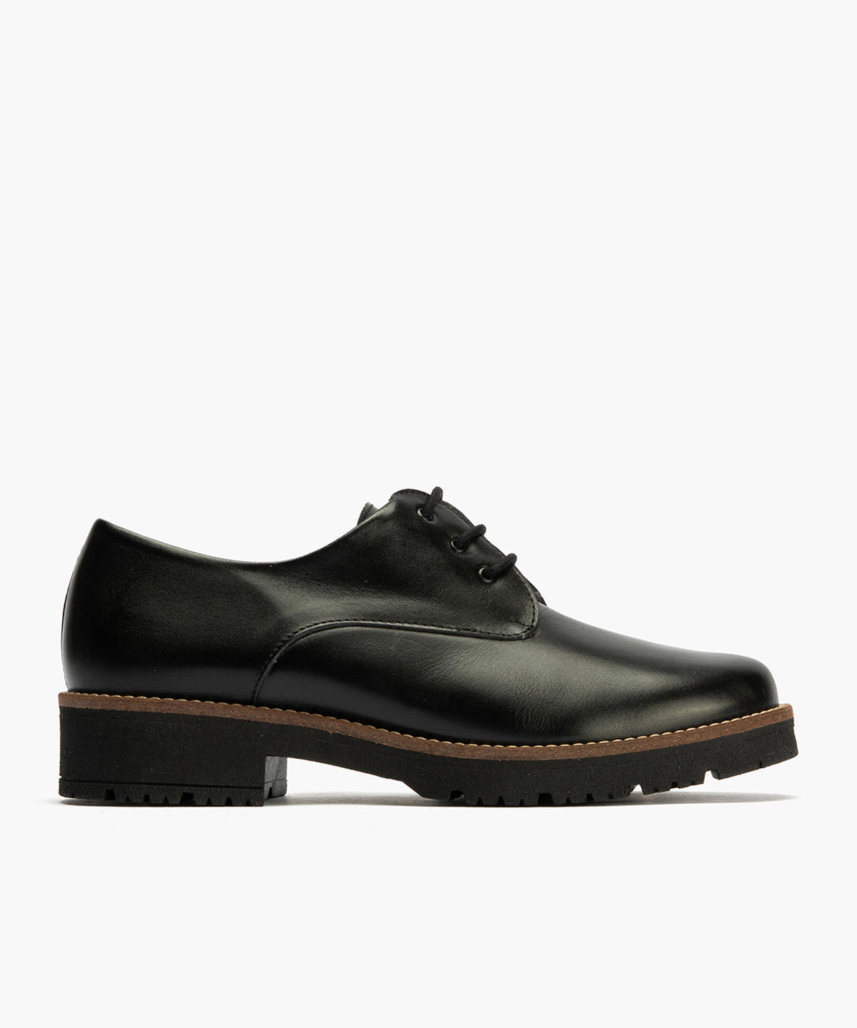 Blucher en Napa con cordones de mujer color negro