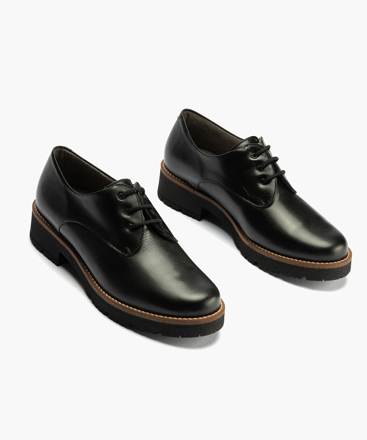 Blucher en Napa con cordones de mujer color negro
