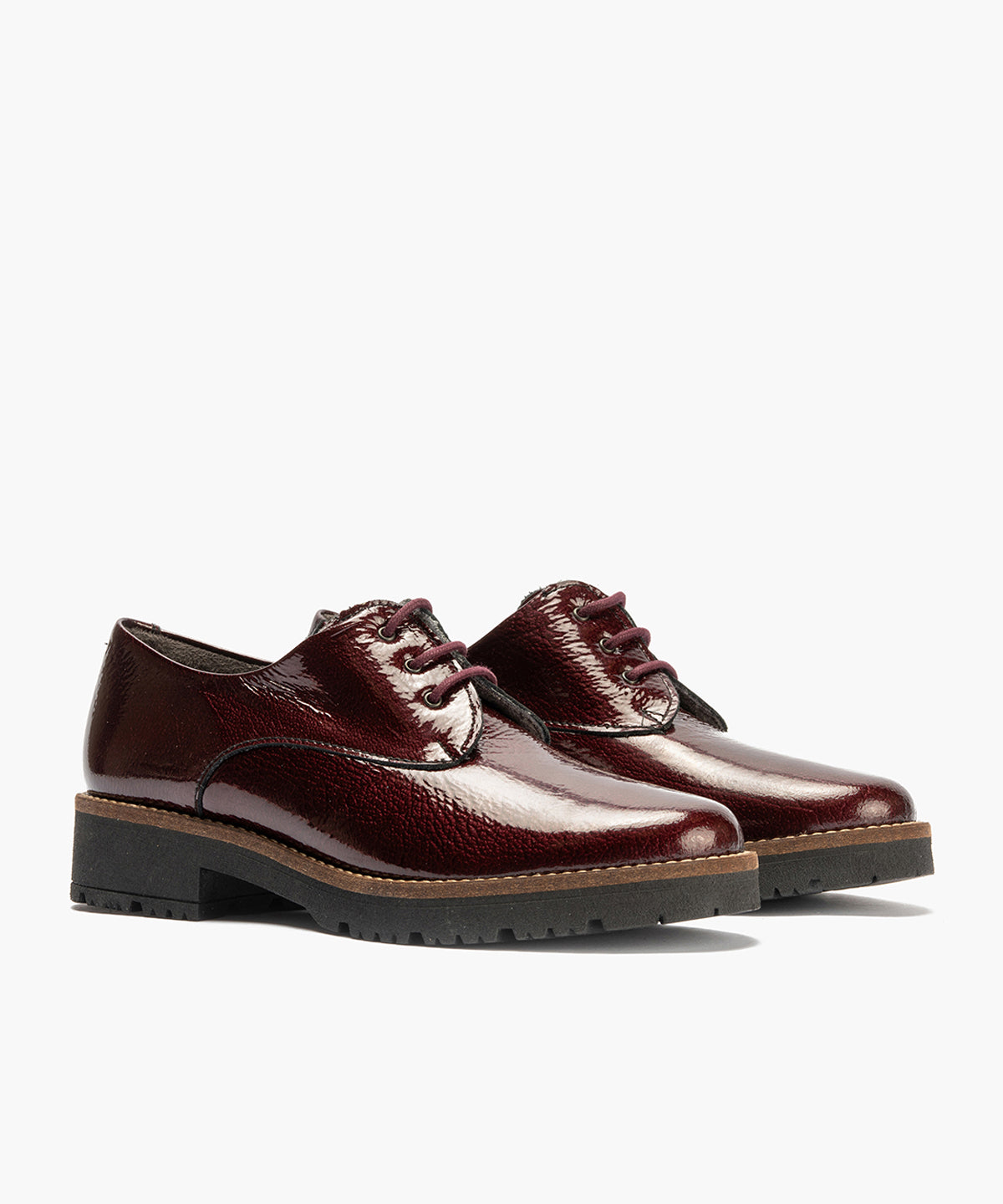Blucher en Charol con cordones de mujer color burdeos