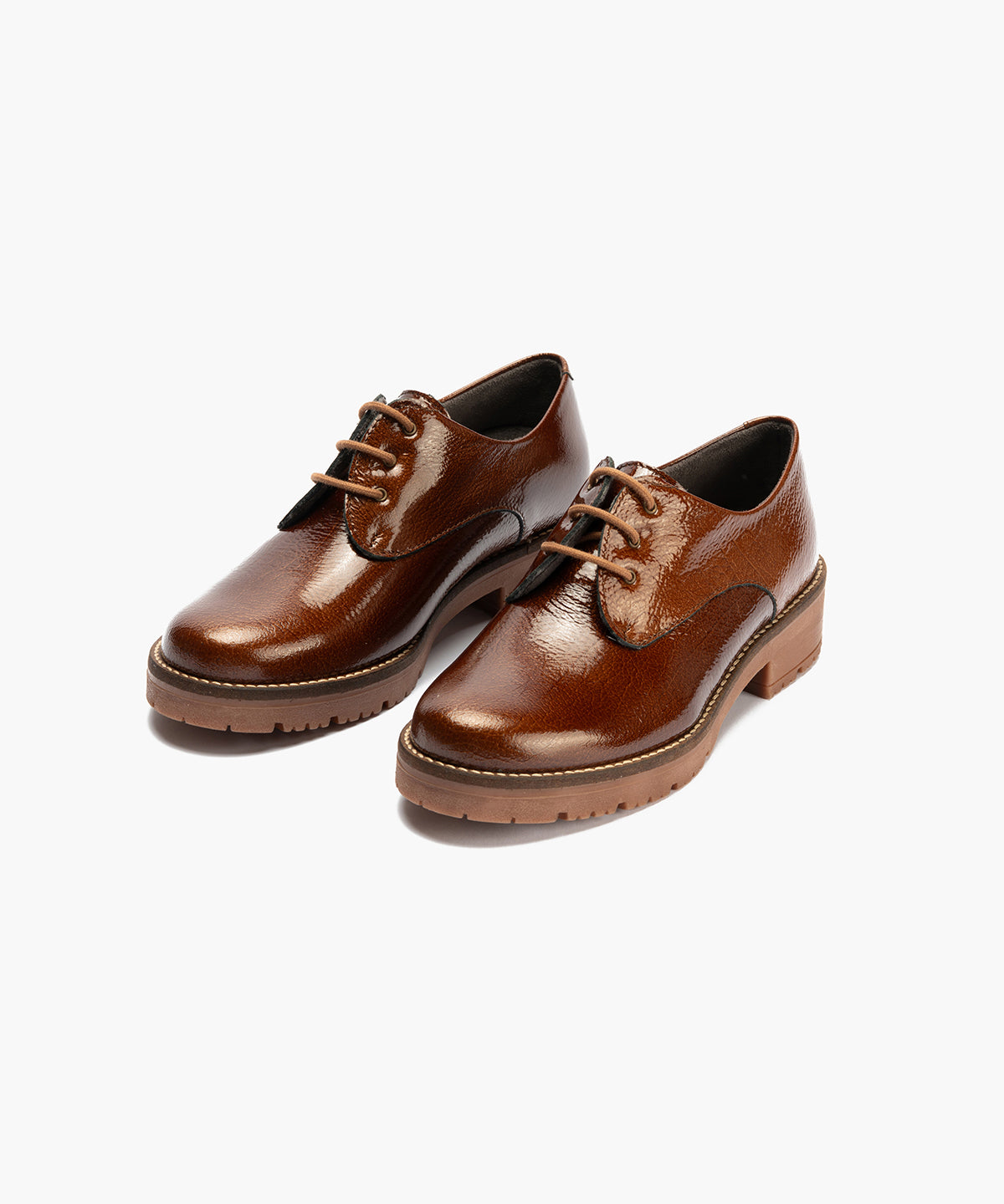 Blucher en Charol con cordones de mujer color cuero