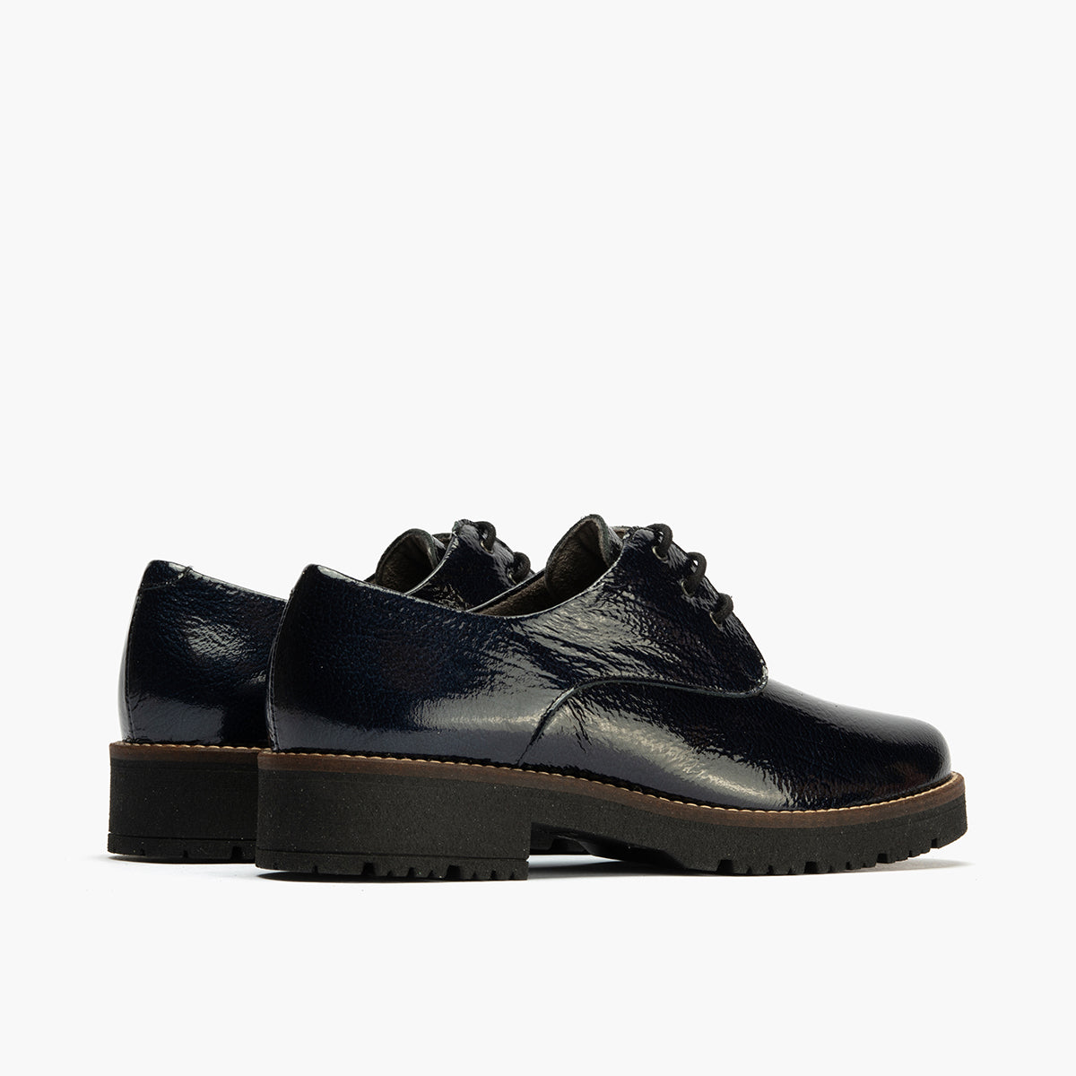 Blucher en Charol con cordones de mujer color marino