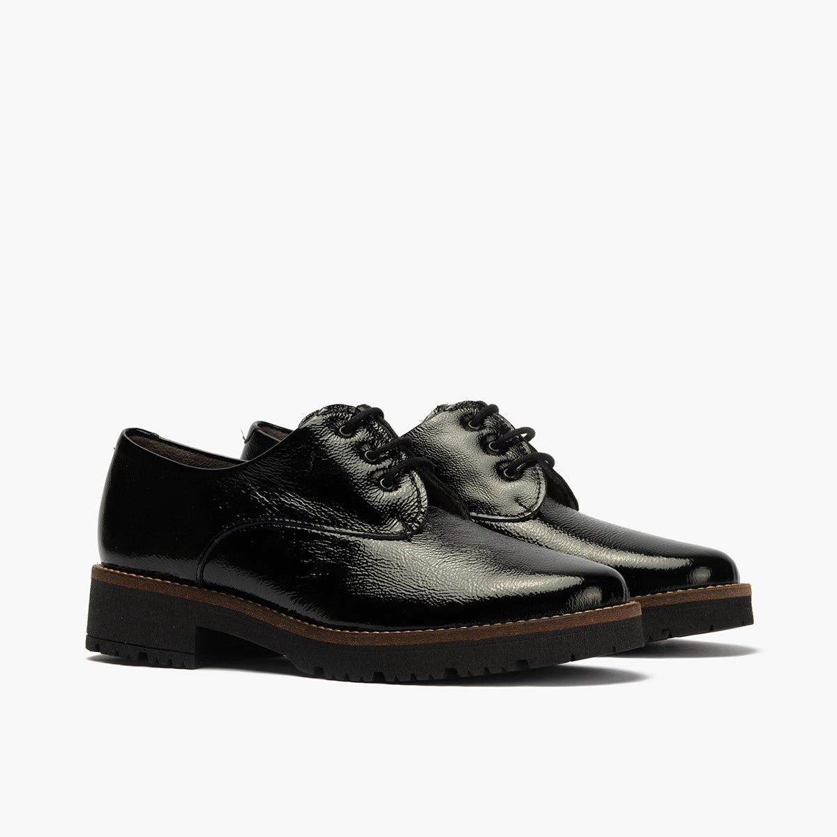 Blucher en Charol con cordones de mujer color negro
