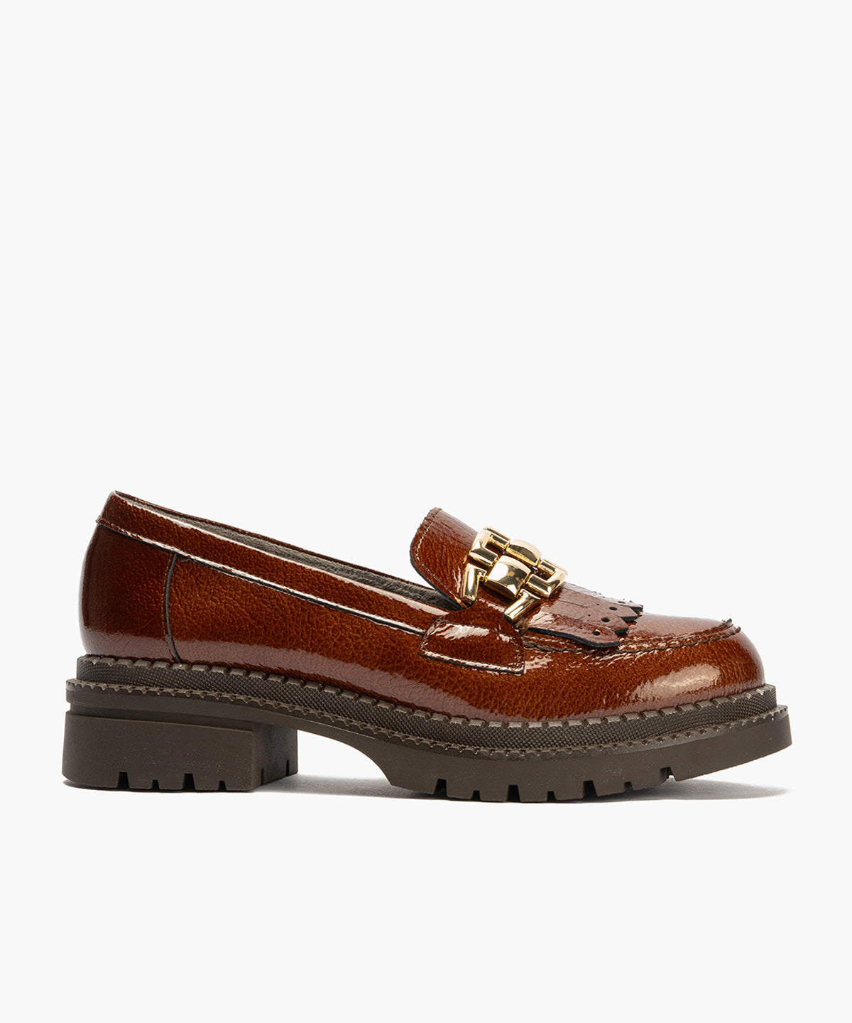 Mocasín con Flecos en Charol de mujer color cuero