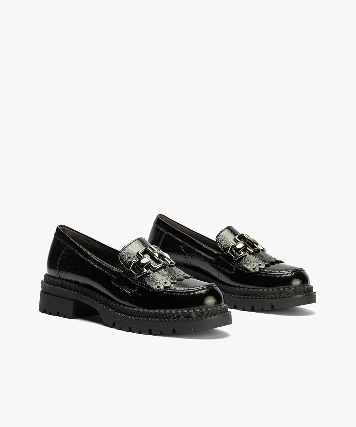Mocasín con Flecos en Charol de mujer color negro