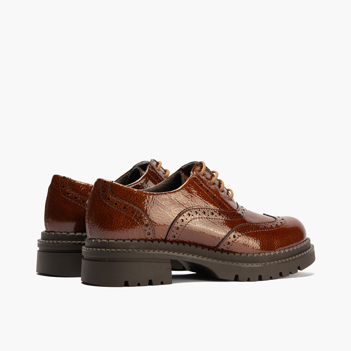 Ingles en Charol con cordones de mujer color cuero