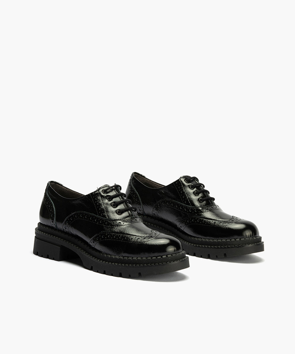Ingles en Charol con cordones de mujer color negro