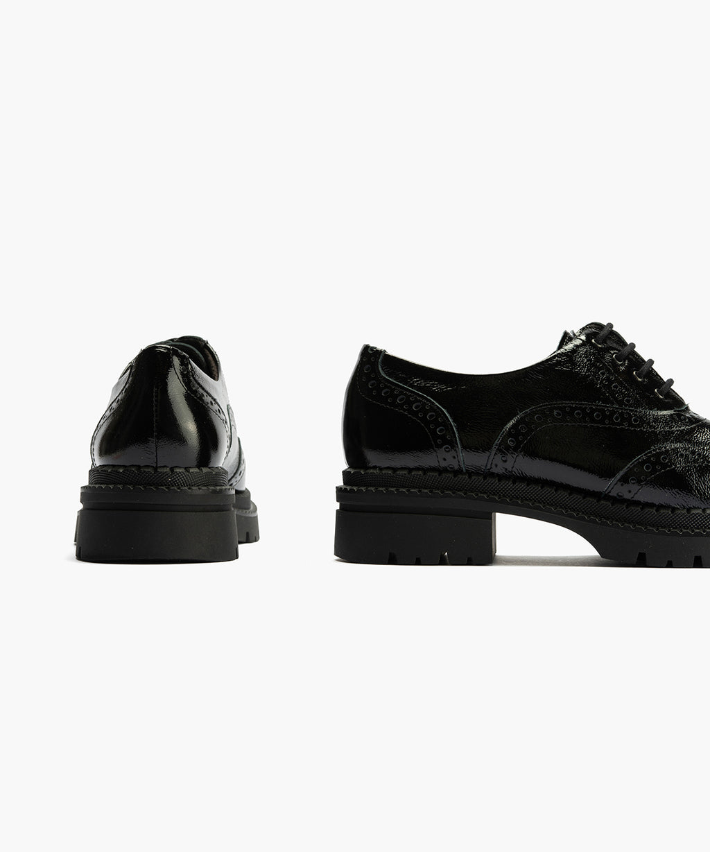 Ingles en Charol con cordones de mujer color negro