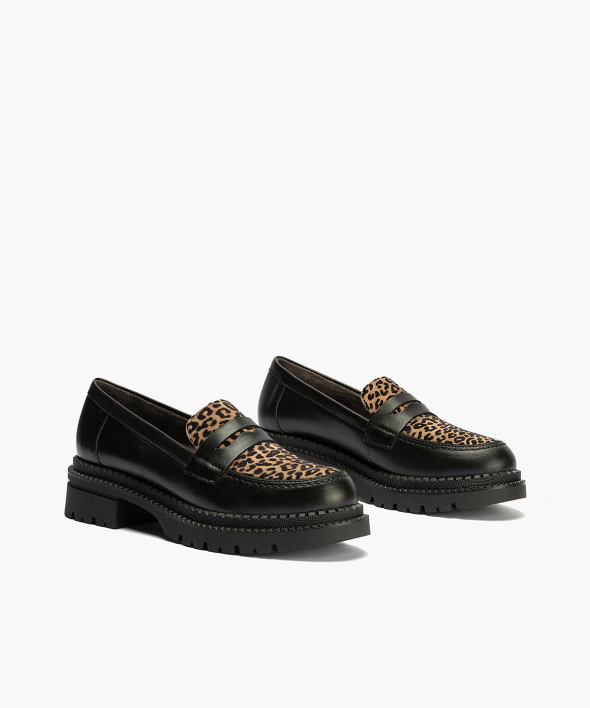 Mocasín Combinado con leopardo de mujer color negro