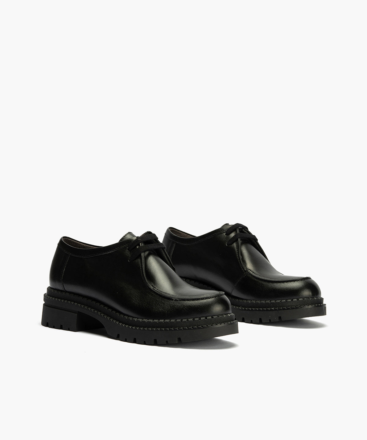 Wallaby en Napa con cordones de mujer color negro
