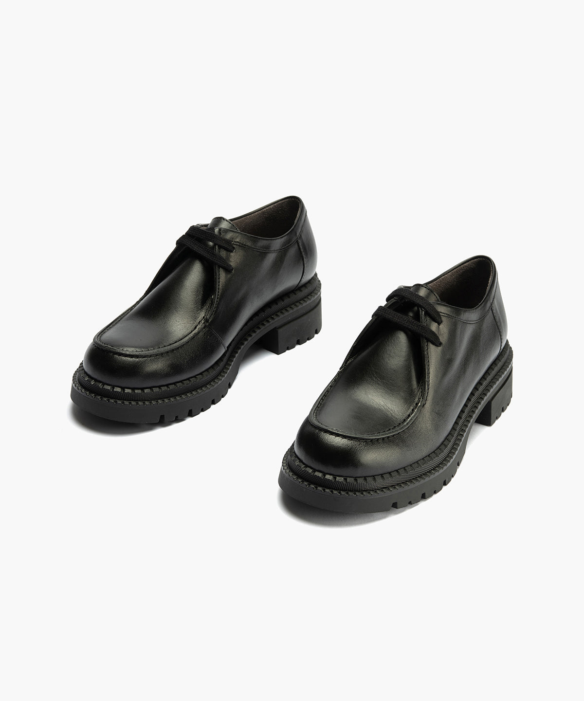 Wallaby en Napa con cordones de mujer color negro