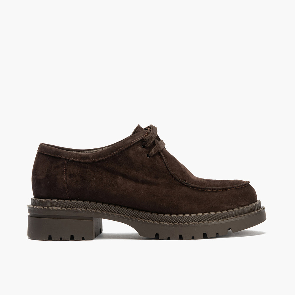 Wallaby en Ante con cordones de mujer color marron