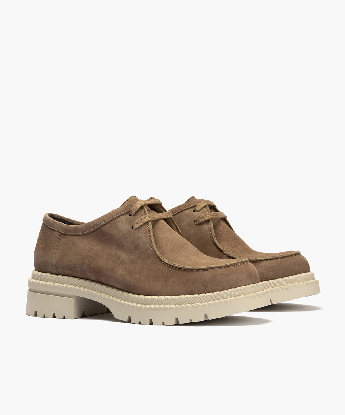 Wallaby en Ante con cordones de mujer color topo