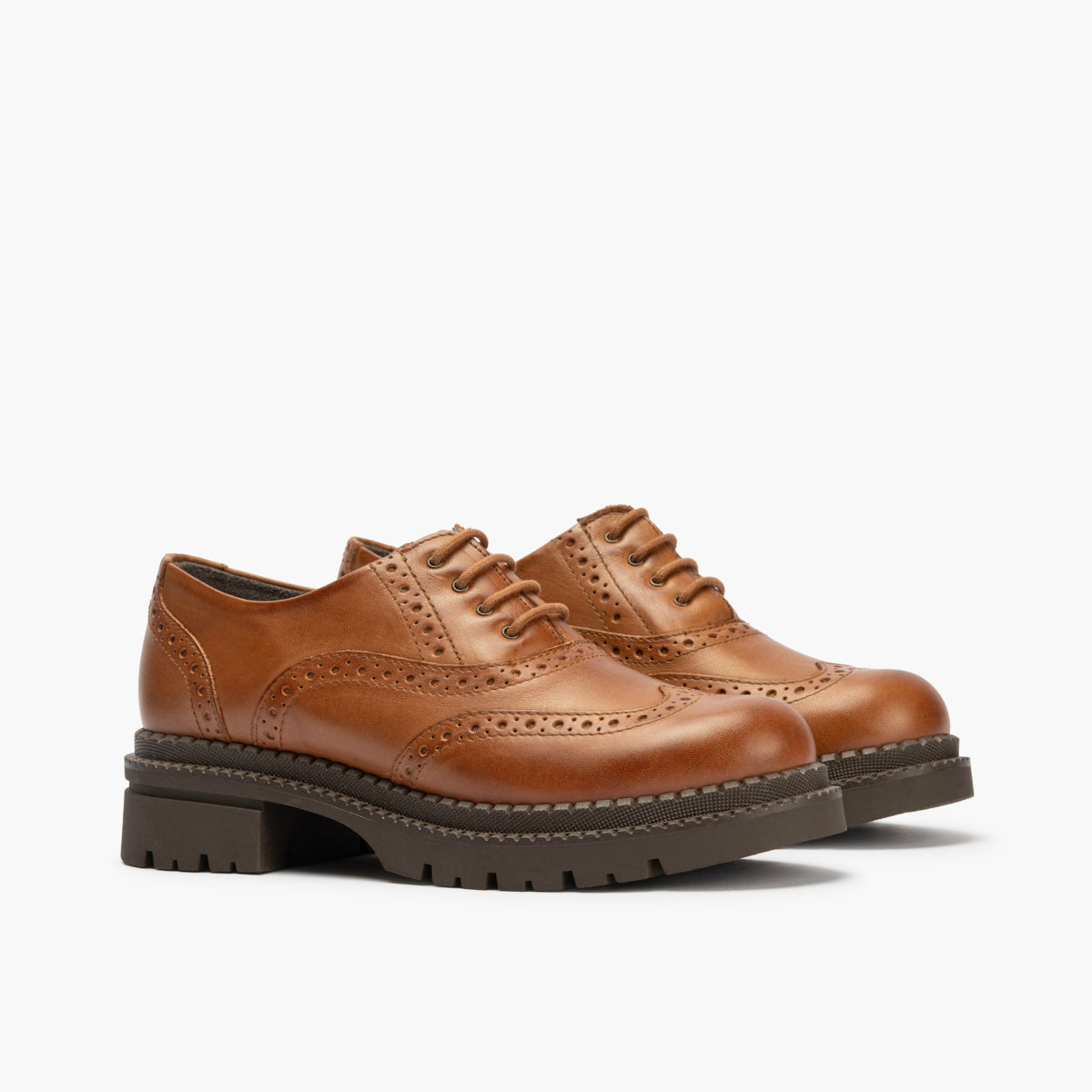 Ingles en Napa con cordones de mujer color cuero