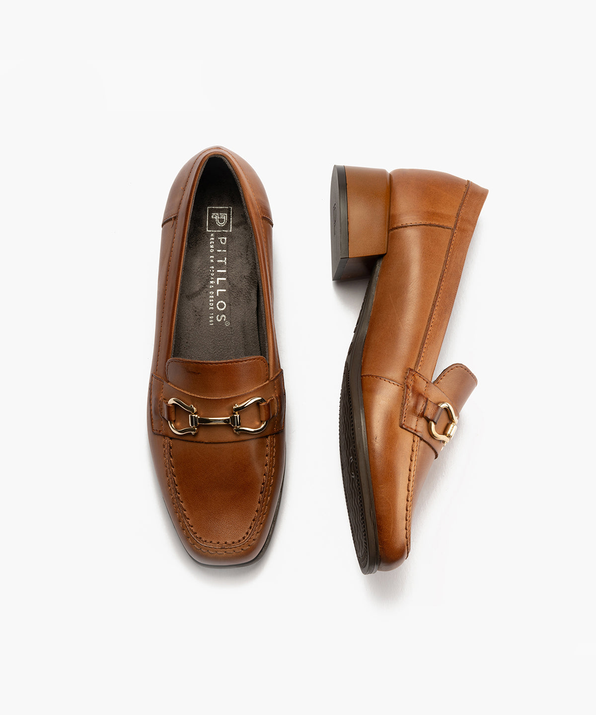 Mocasin en Napa con adorno de mujer color cuero