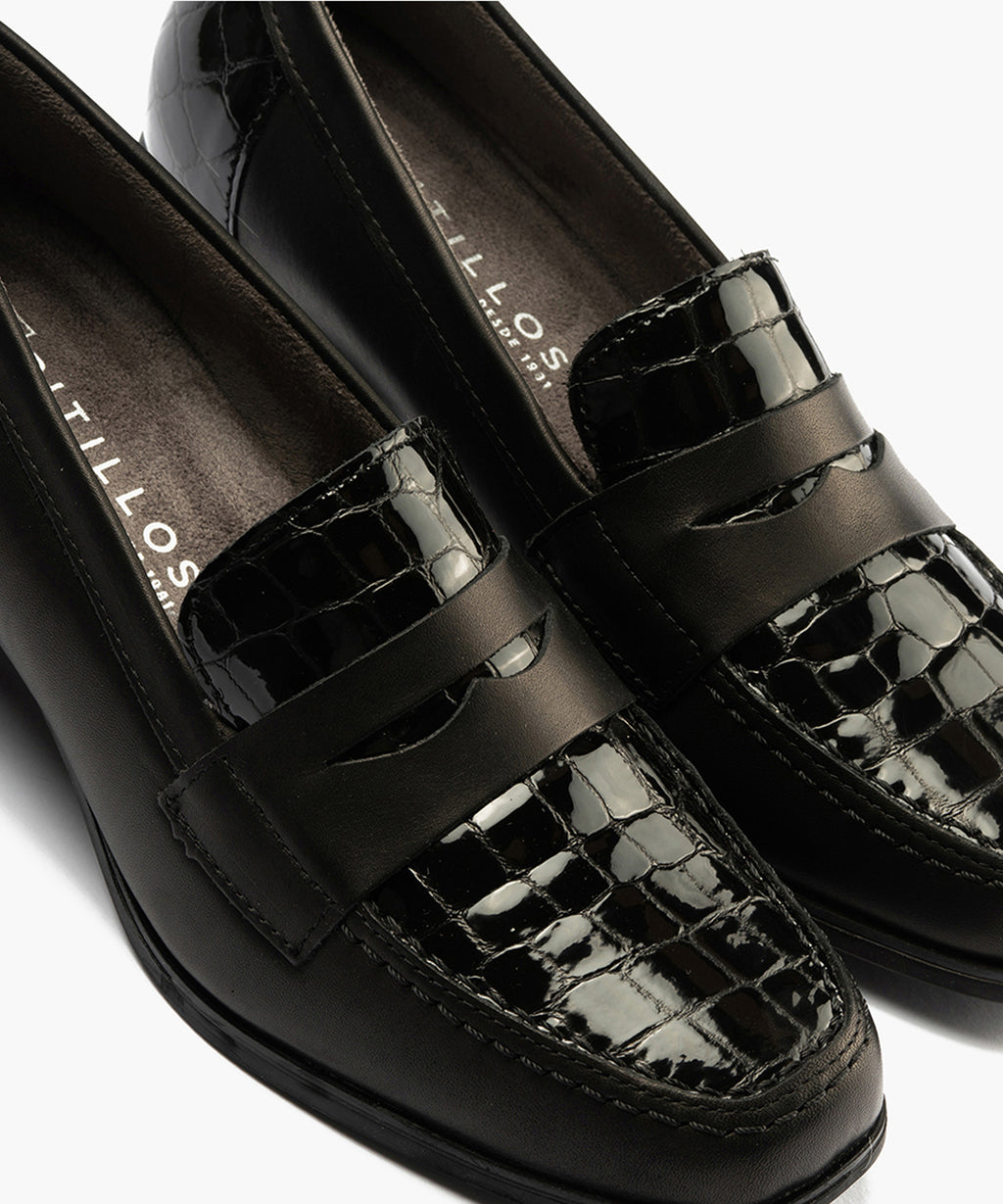 Mocasín con tacón medio de mujer color negro