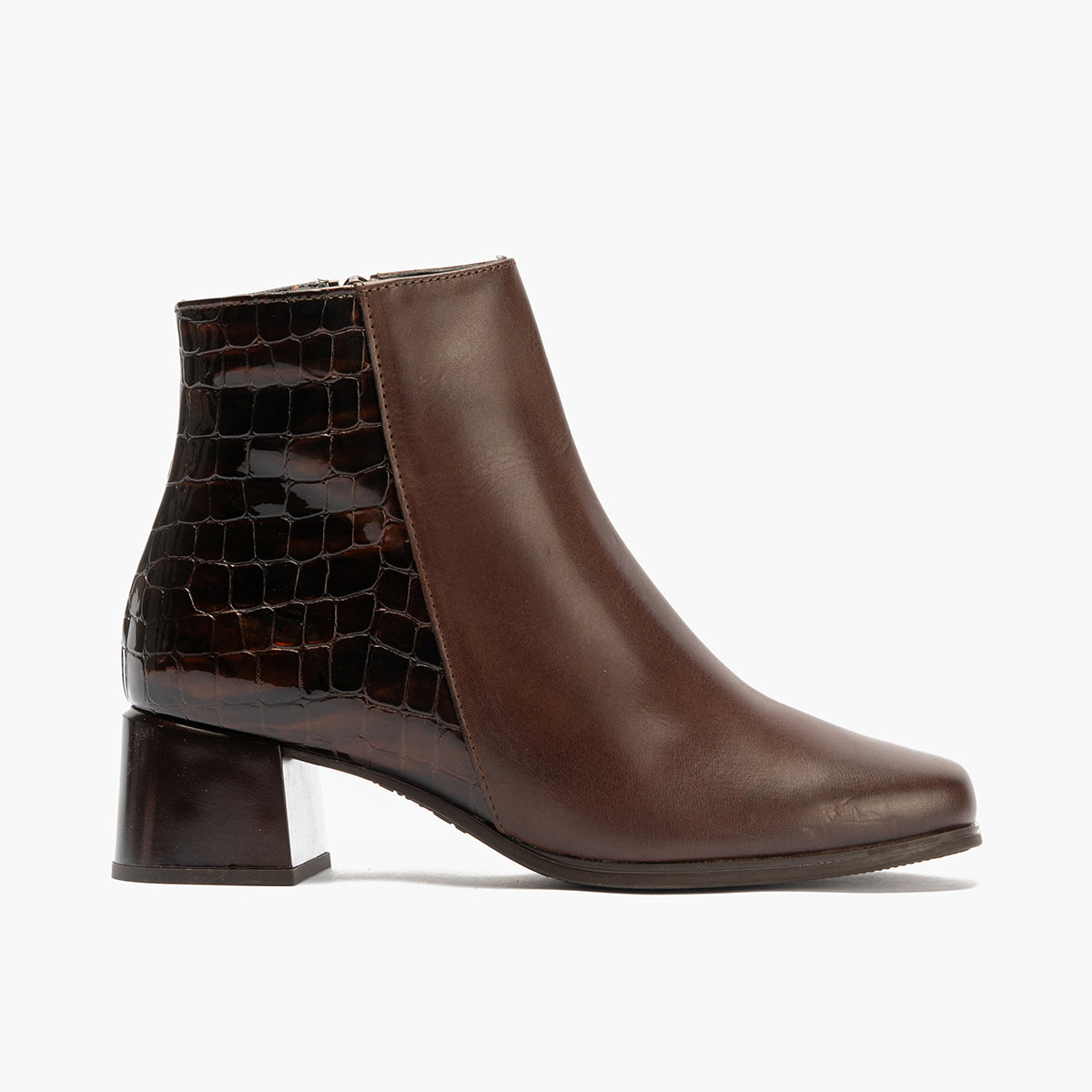 Botin en napa con coco charol de mujer color marron
