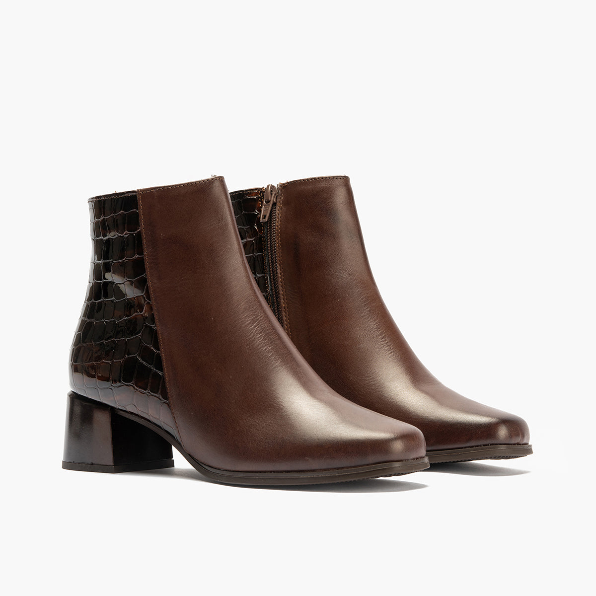 Botin en napa con coco charol de mujer color marron