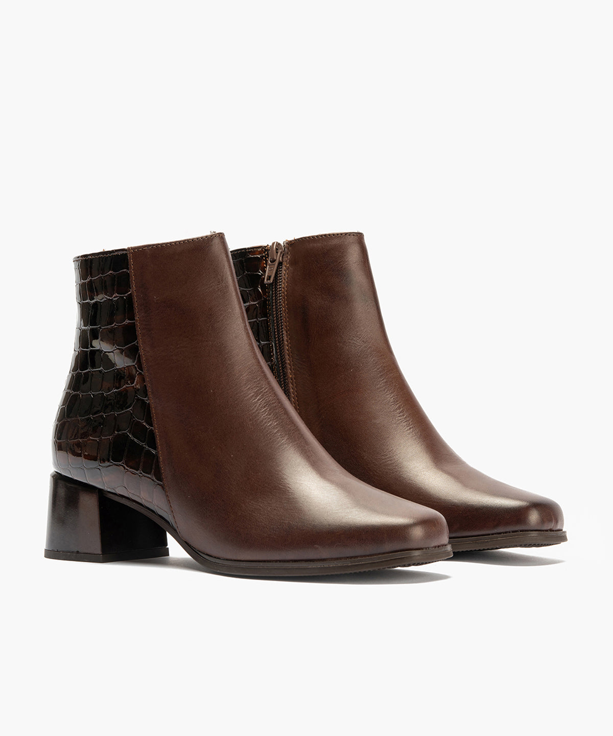 Botin en napa con coco charol de mujer color marron
