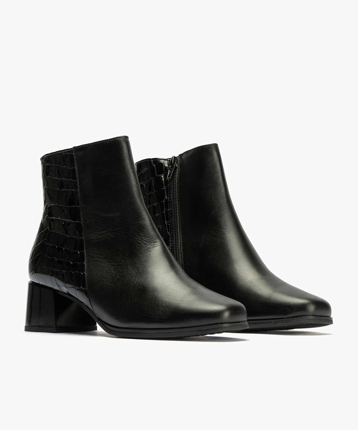 Botin en napa con coco charol de mujer color negro