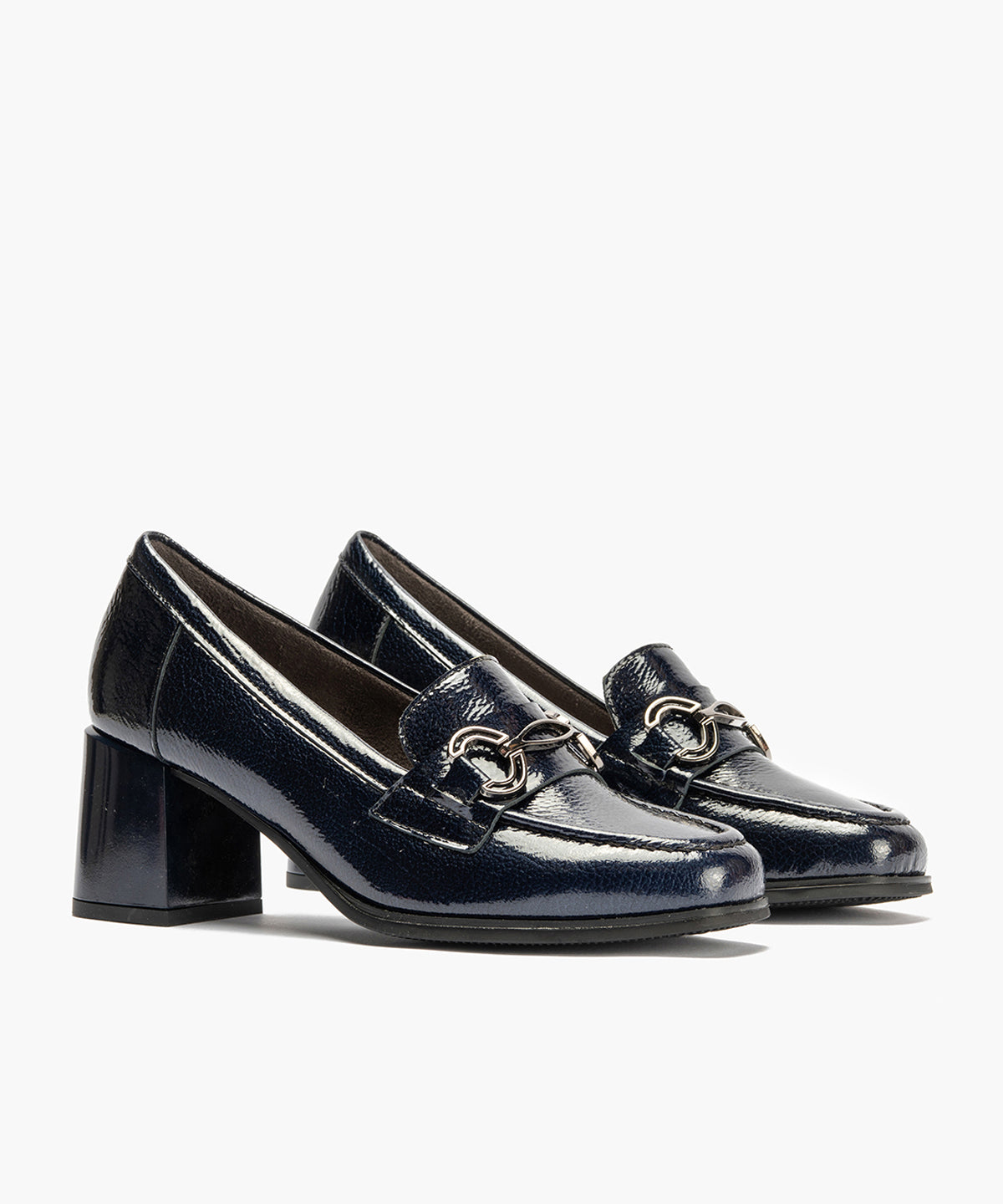 Mocasín en Charol con adorno de mujer color marino