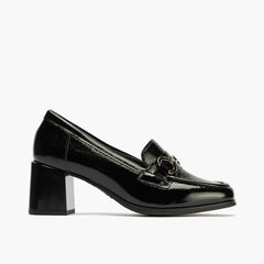 Mocasín en Charol con adorno de mujer color negro