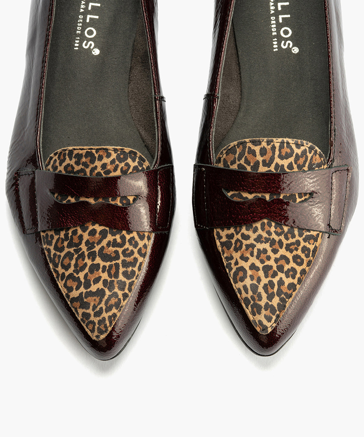 Mocasín Combinado con leopardo de mujer color burdeos