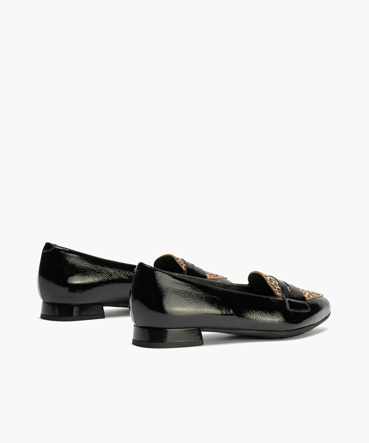Mocasín Combinado con leopardo de mujer color negro