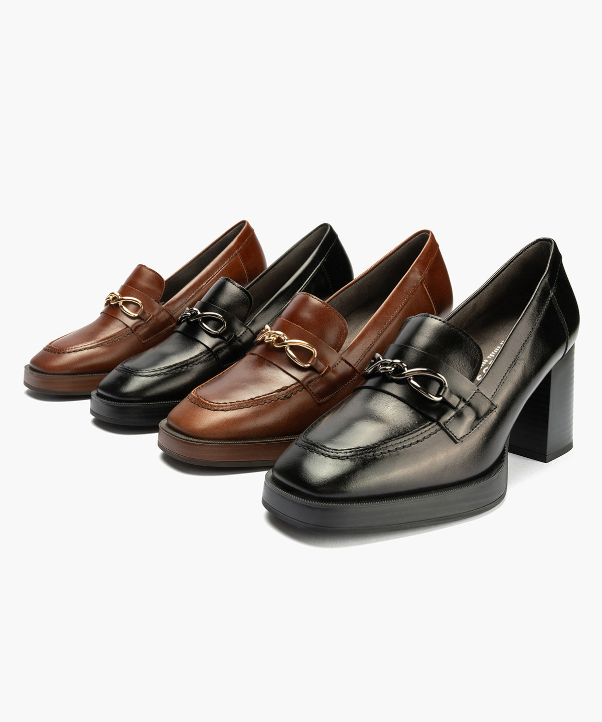 Mocasín con Adorno de mujer color negro