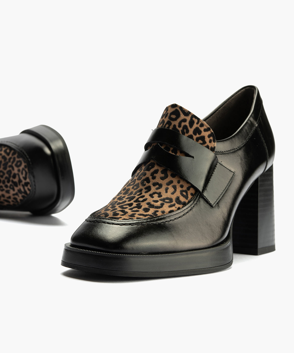 Abotinado Combinado leopardo con tacón alto de mujer color negro