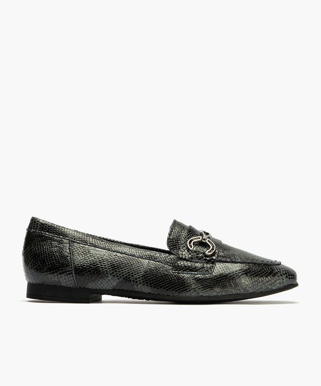 Mocasín en Fantasía de mujer color negro