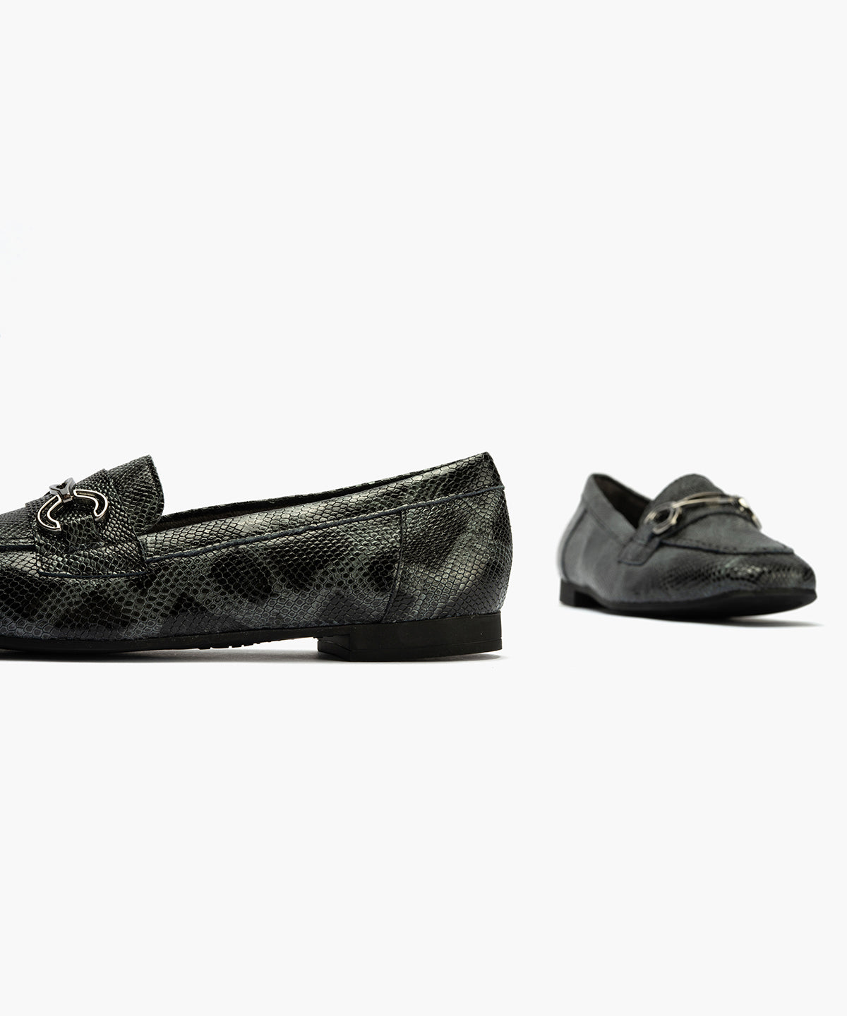 Mocasín en Fantasía de mujer color negro