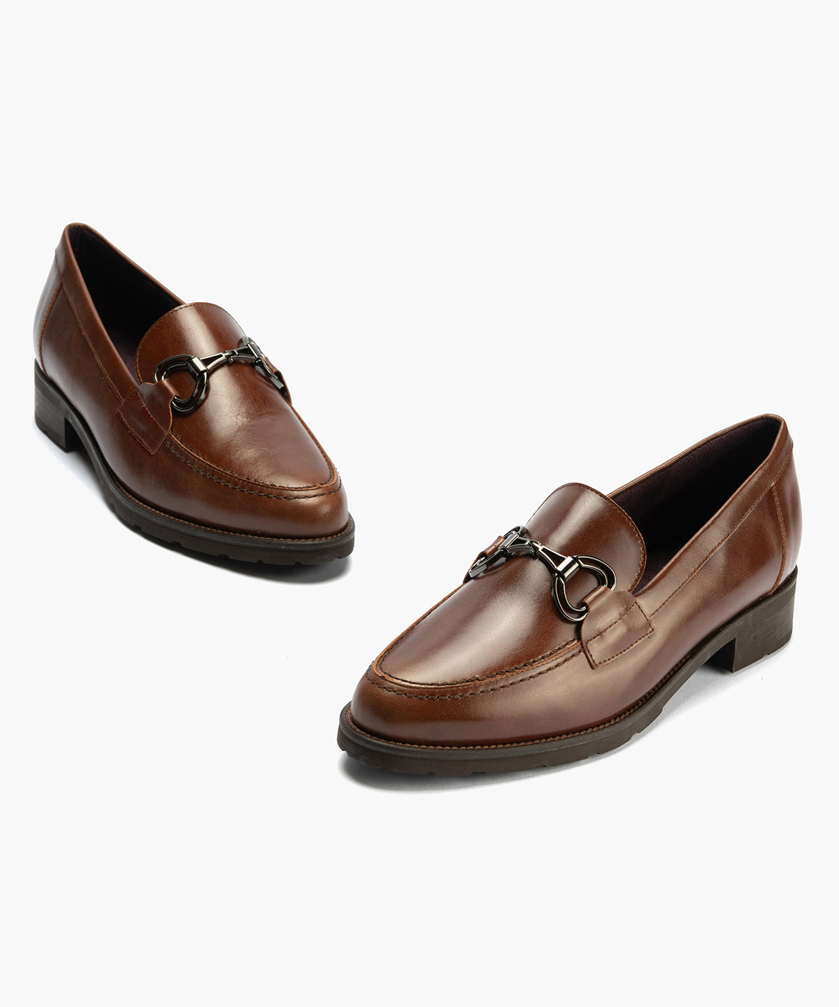 Mocasín con Adorno de mujer color cuero