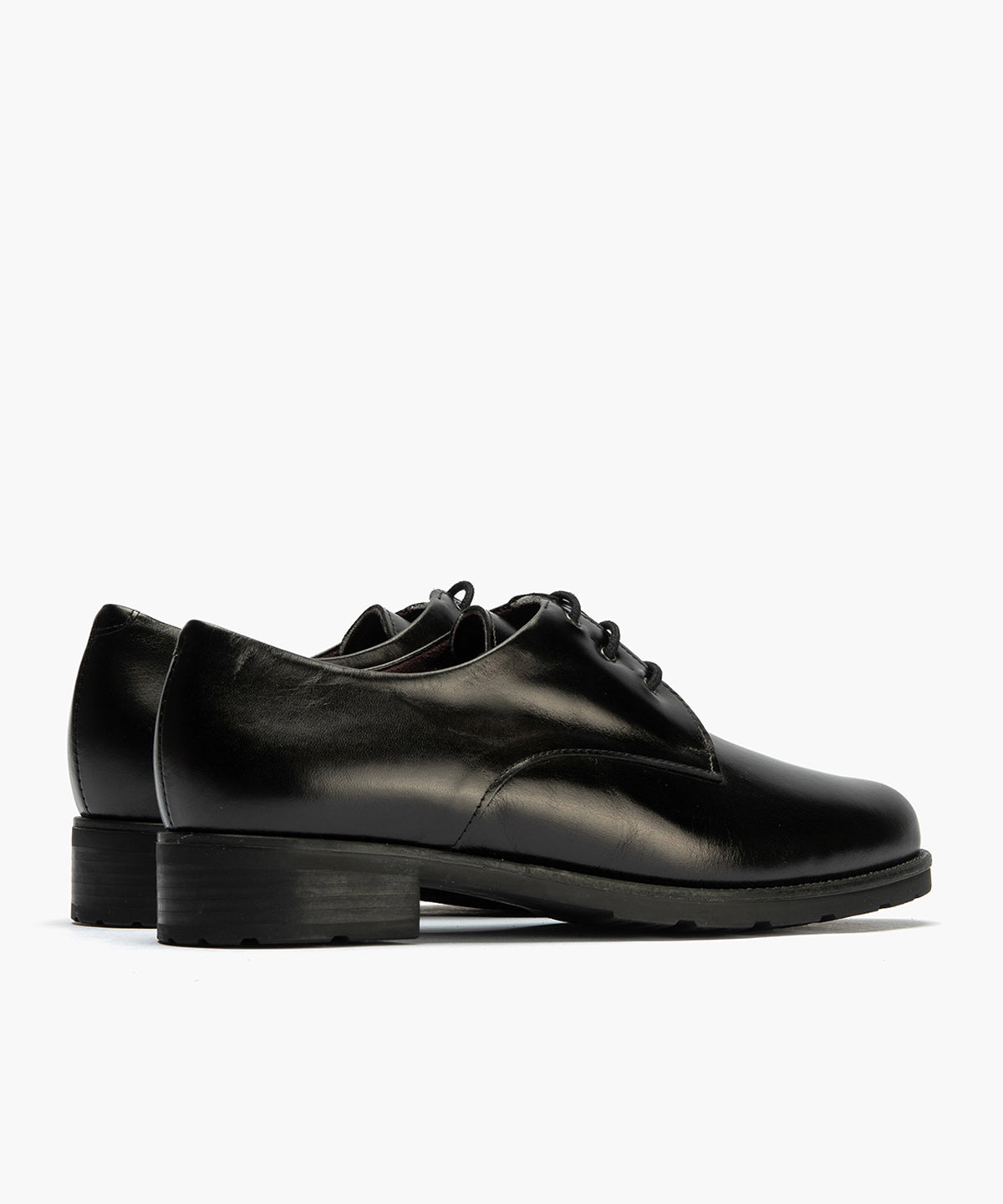 Blucher en napa con cordones de mujer color negro