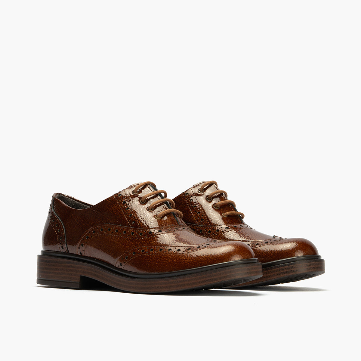 Ingles en Charol con cordones de mujer color cuero
