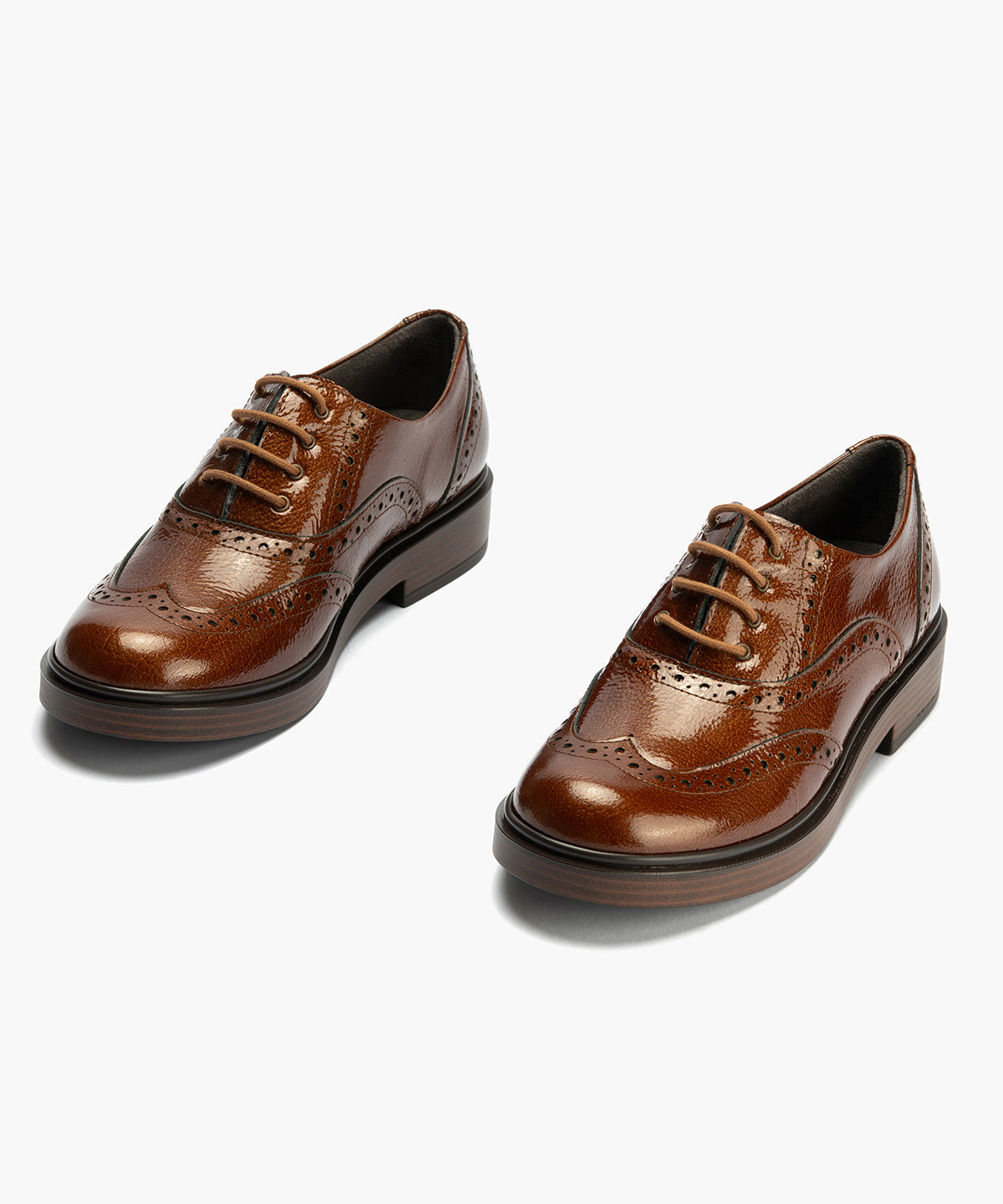 Ingles en Charol con cordones de mujer color cuero