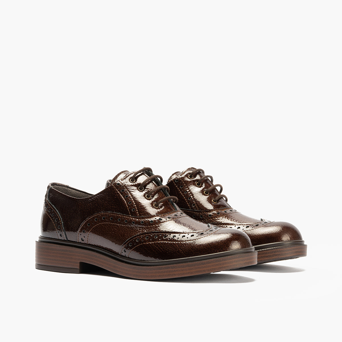 Ingles en Charol con cordones de mujer color marron